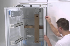 Установка встраиваемого холодильника в Рощино